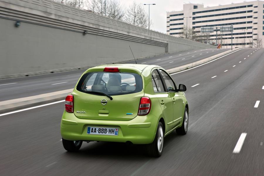  Nissan Micra 2010 года  (фото 63 из 70)